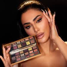 HUDA BEAUTY – Empowered Palette De Fards À Paupière